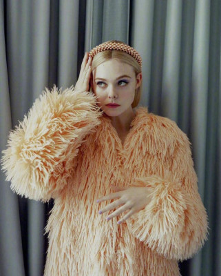 photo 3 in Elle Fanning gallery [id1191028] 2019-11-25 00:00:00
