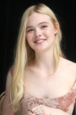 Elle Fanning pic #726452