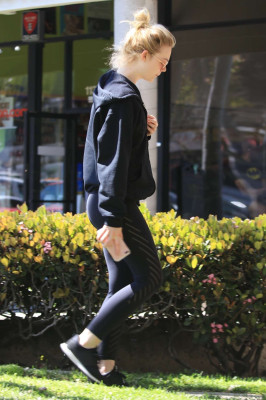 Elle Fanning pic #1024808