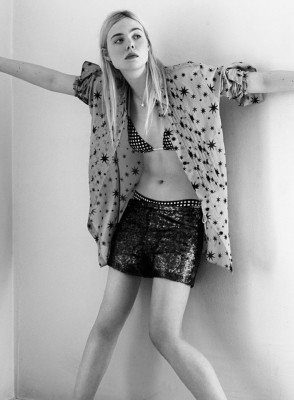 Elle Fanning pic #698767