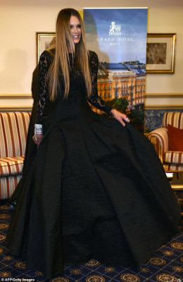 Elle Macpherson pic #1116177
