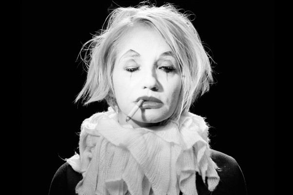 photo 16 in Ellen Barkin gallery [id256435] 2010-05-19 00:00:00