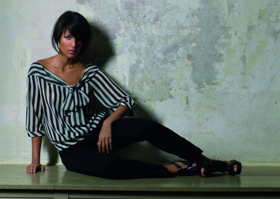 Emanuela de Paula pic #383724