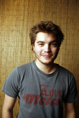 photo 26 in Emile Hirsch gallery [id203410] 2009-11-19 00:00:00