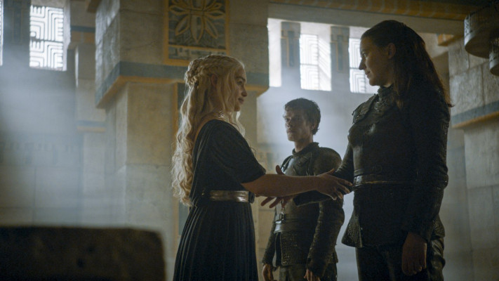 Emilia Clarke pic #863186