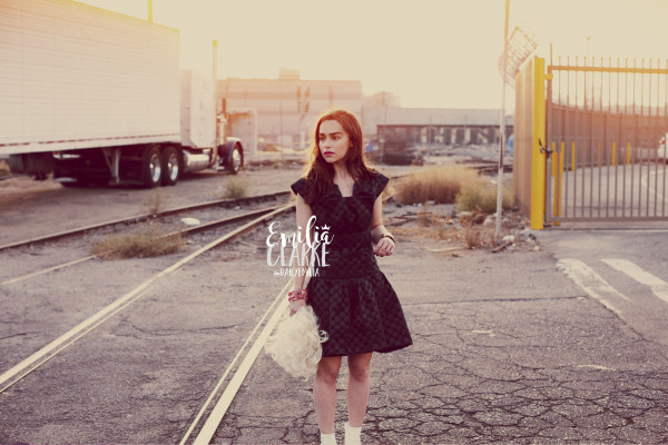 Emilia Clarke pic #929044