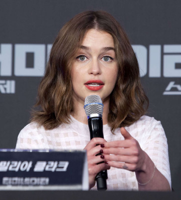 Emilia Clarke pic #783689