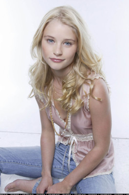 Emilie De Ravin pic #117928