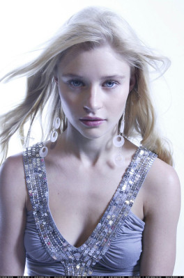 photo 16 in Emilie De Ravin gallery [id117921] 2008-11-28 00:00:00