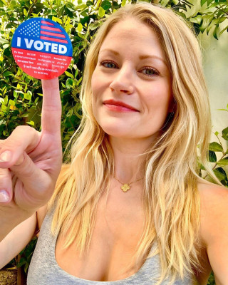 photo 22 in Emilie De Ravin gallery [id1206427] 2020-03-10 00:00:00