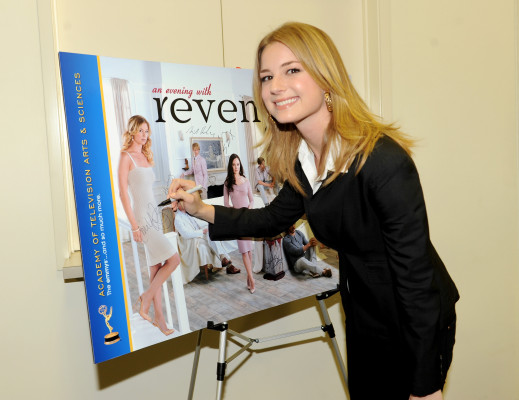 Emily van Camp pic #1228616
