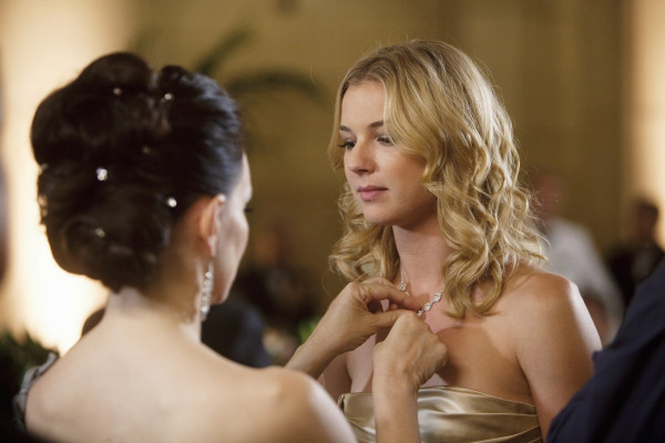 Emily van Camp pic #735560