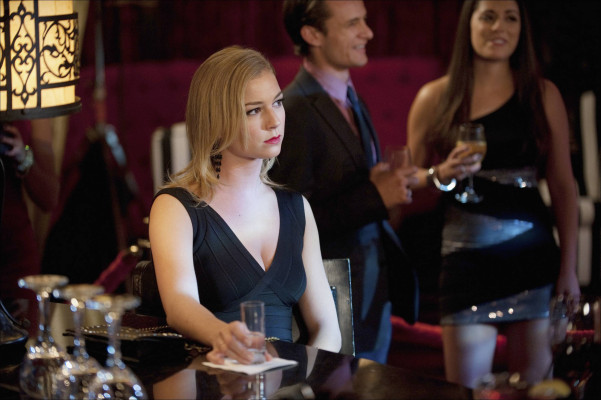 Emily van Camp pic #827056