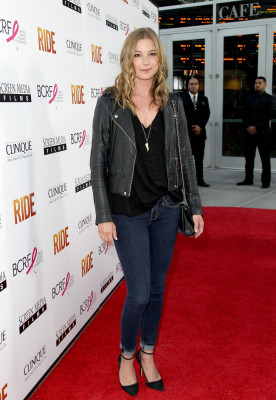 Emily van Camp pic #887863
