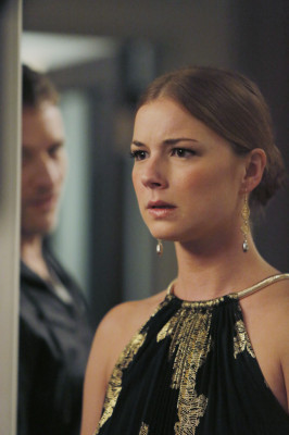 Emily van Camp pic #800632