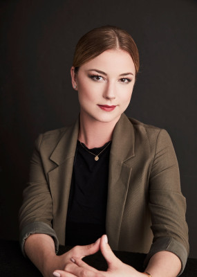 Emily van Camp pic #900211