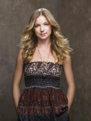 Emily van Camp pic #790722