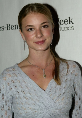 Emily van Camp pic #878958