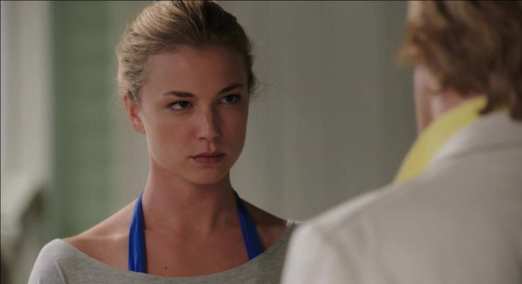 Emily van Camp pic #736689