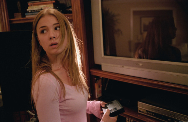 Emily van Camp pic #896128