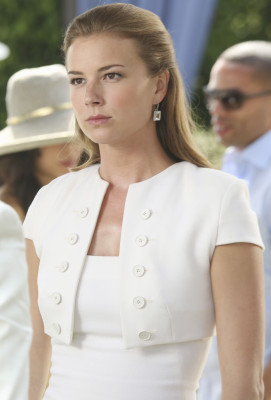 Emily van Camp pic #869067