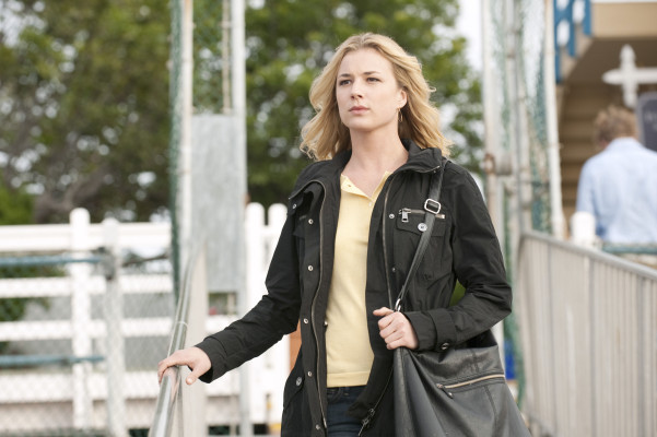 Emily van Camp pic #723969