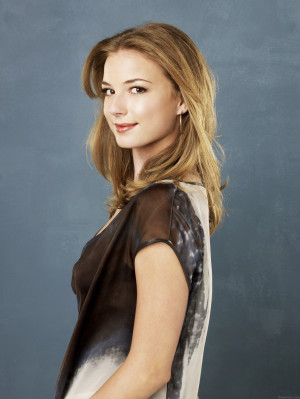 Emily van Camp pic #890940