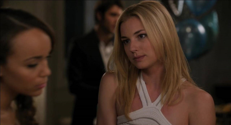 Emily van Camp pic #777650