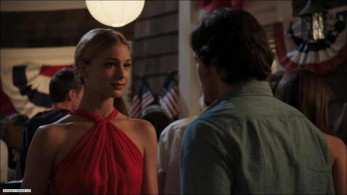 Emily van Camp pic #1249958
