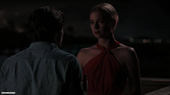 Emily van Camp pic #1249959