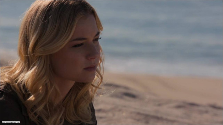 Emily van Camp pic #1282955