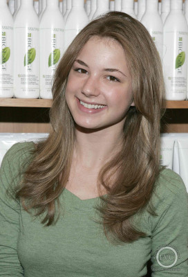 Emily van Camp pic #1256472