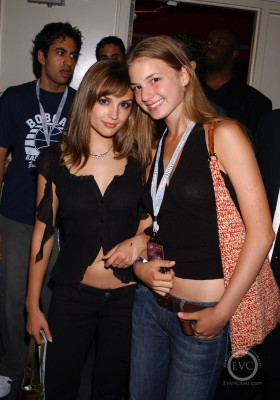 Emily van Camp pic #1264835