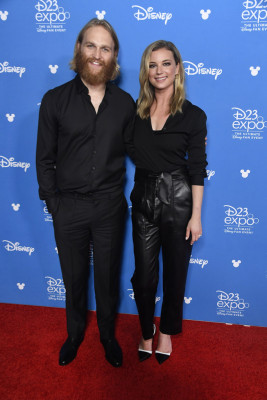 Emily van Camp pic #1171475