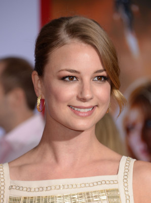Emily van Camp pic #1283025