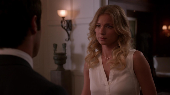 Emily van Camp pic #1238394