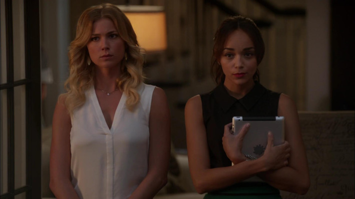 Emily van Camp pic #1238412