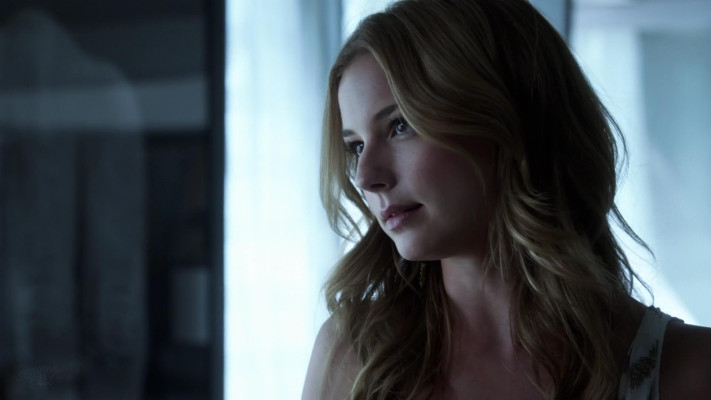 Emily van Camp pic #1276830