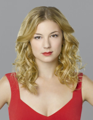 Emily van Camp pic #712461