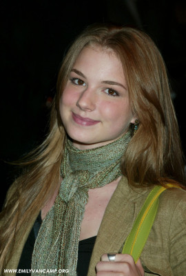 Emily van Camp pic #11427