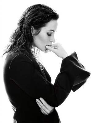 Emily Blunt pic #843790