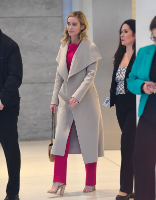Emily Blunt pic #1089321