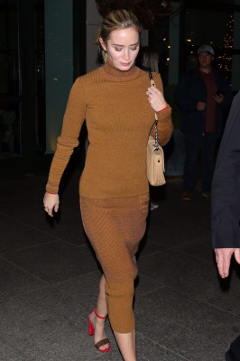 Emily Blunt pic #1089033