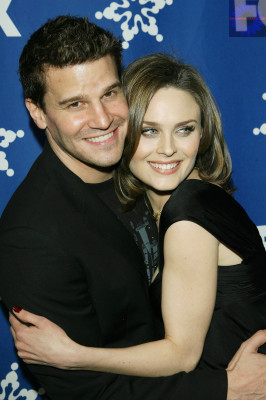 Emily Deschanel pic #212238