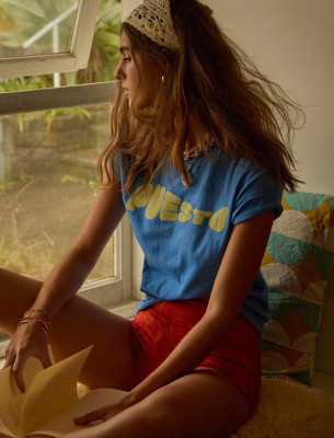 Emily Feld pic #1376204