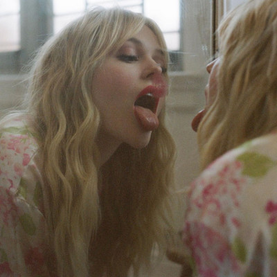 Emily Alyn Lind pic #1250633