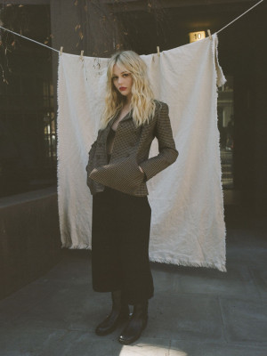 Emily Alyn Lind pic #1250636