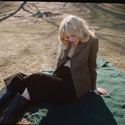 Emily Alyn Lind pic #1250637