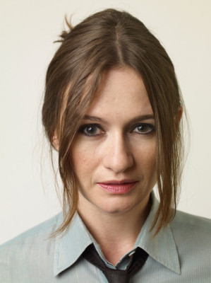 photo 15 in Emily Mortimer gallery [id318966] 2010-12-23 00:00:00