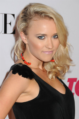 Emily Osment pic #409470